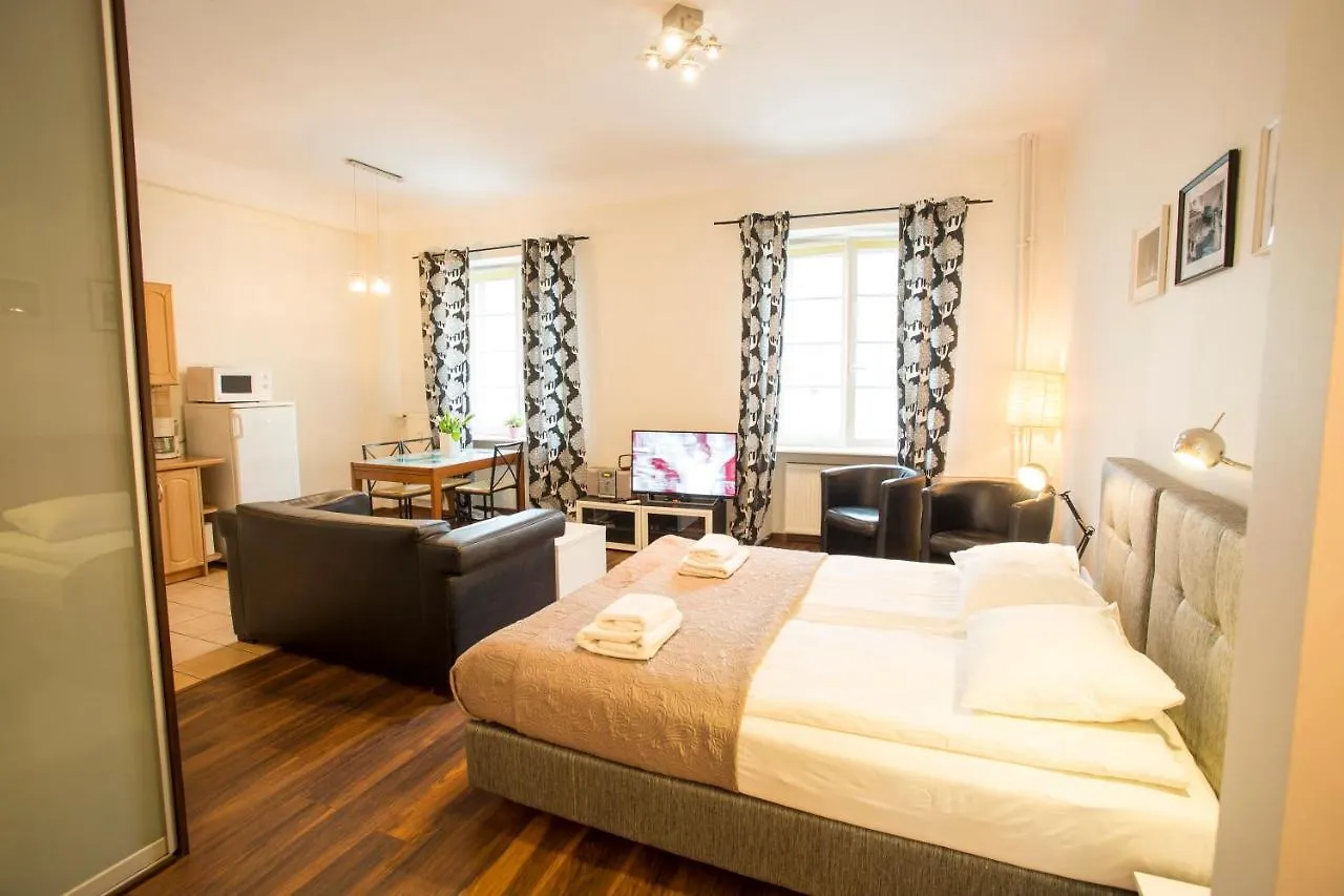 ורשה Royal Route Residence 3*,  פולין