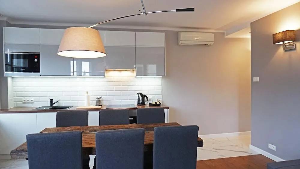 Royal Route Residence Warsaw 3*,