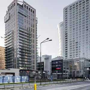  Hotel apartamentowy Green Wood Platinum Towers